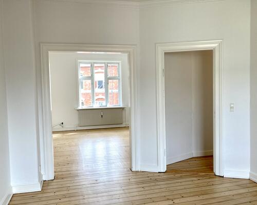 Indbydende lejlighed med charmerende atmosfære i Aalborg midtby