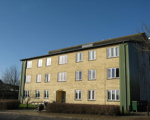 Lys og rummelig 4 værelses lejlighed i Odense C