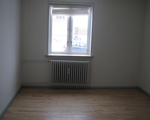 Lys og rummelig 4 værelses lejlighed i Odense C