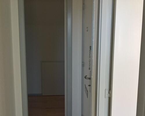 Lys 2 værelses lejlighed med altan i Nyborg