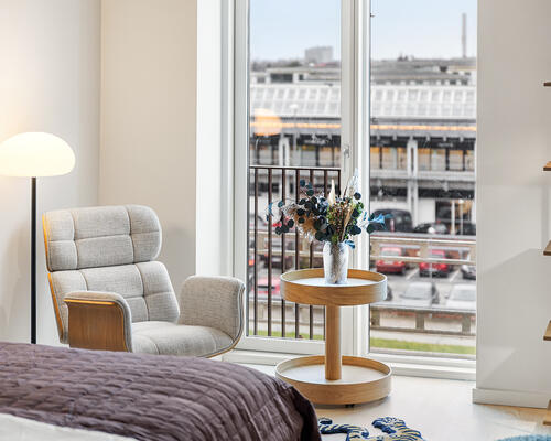 STOR 1-VÆRELSES LEJLIGHED TÆT PÅ AARHUS C