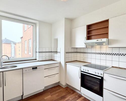 3 værelses – Reventlowsvej 78, 2. th. – Odense C