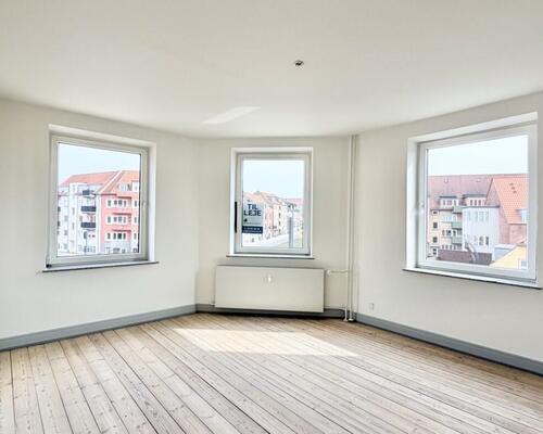 3 værelses – Reventlowsvej 78, 2. th. – Odense C