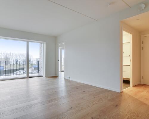 Moderne 3 værelses lejlighed med altan i Odense M