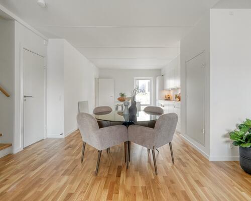 Nyopført rækkehus med plads til hele familien