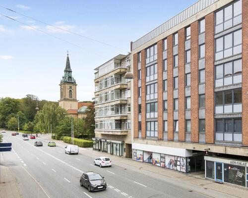 Indbydende lejlighed i hjertet af Aalborg med grønne områder