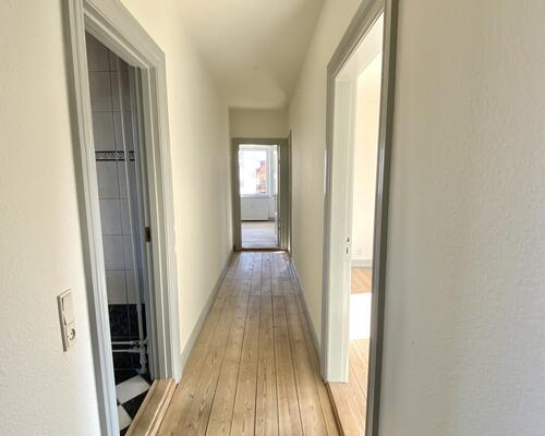 Lys og rummelig 3 værelses lejlighed i Odense C