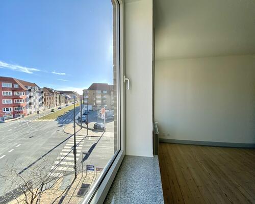 Lys og rummelig 3 værelses lejlighed i Odense C