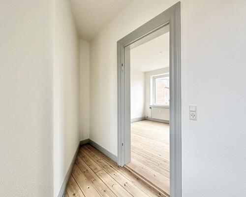 Indbydende 2 værelses lejlighed med moderne detaljer i Odense C