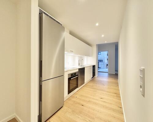 Moderne 2 værelses lejlighed med stor altan i Odense M