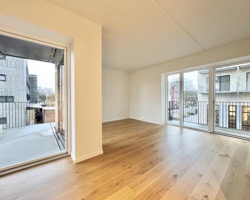 Moderne 2 værelses lejlighed med stor altan i Odense M