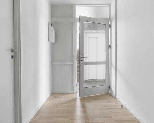 Stor 2-værelses perfekt placeret i Odense C