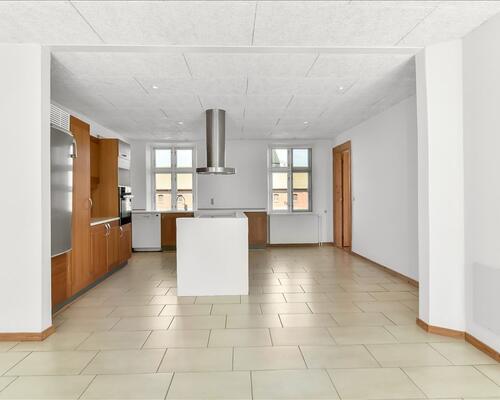 10 værelses hus i Vonge