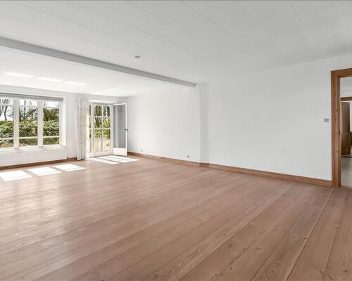 10 værelses hus i Vonge