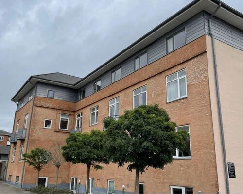 Lækker delevenlig lejlighed i 2 plan i Odense C