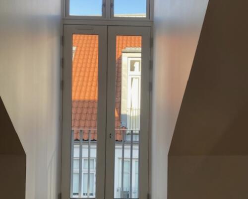 Skøn møbleret penthouse uden bopælspligt