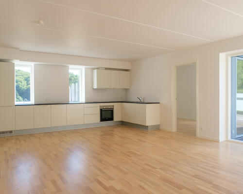 3-værelses lejlighed med stor altan!