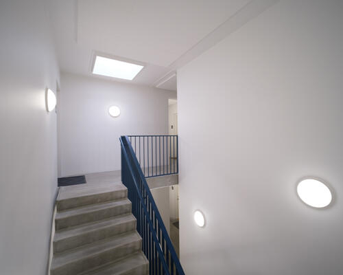 2-værelses lejlighed på 2. sal!