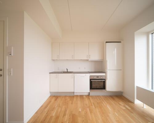 2-værelses lejlighed på 2. sal!