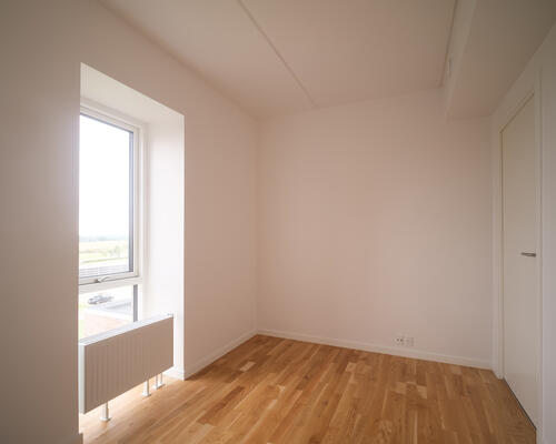 2-værelses lejlighed på 2. sal!