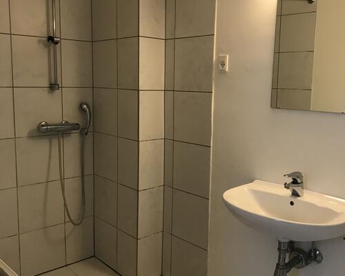 Flot lejlighed centralt i Kolding med fælles have og mulighed for vaskesøjle