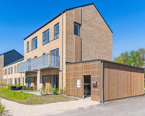 Lækker og lys 4-værelses townhouse i Lisbjerg