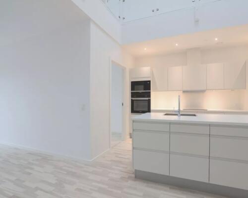 Stort flot luksus rækkehus i Hasseris Enge - husdyr tilladt