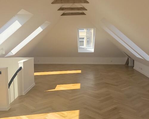 Lejlighed med totalt 167 m2 bolig, i Hellerup