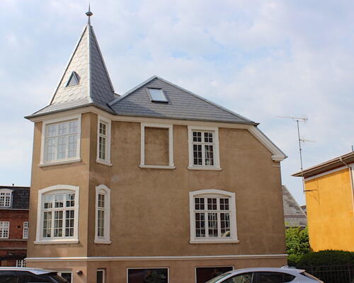 Lejlighed med totalt 167 m2 bolig, i Hellerup