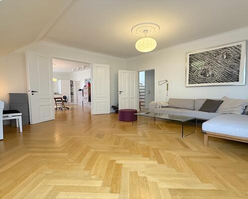 Lejlighed med totalt 167 m2 bolig, i Hellerup