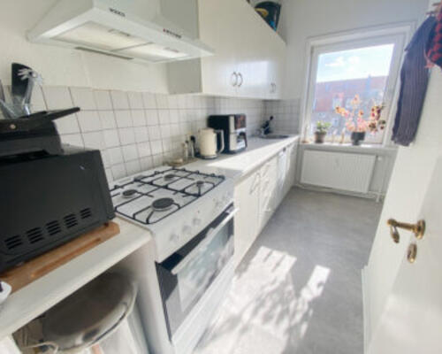 Dejlig og rummelig 2-værelses lejlighed i øgadekvarteret