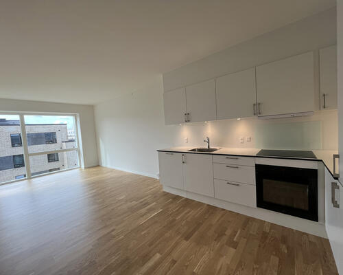 2-værelses lejlighed på 4. sal!