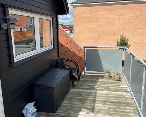 Velholdt centraltbeliggende lejlighed.