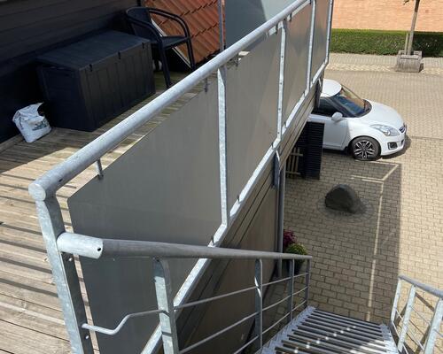 Velholdt centraltbeliggende lejlighed.