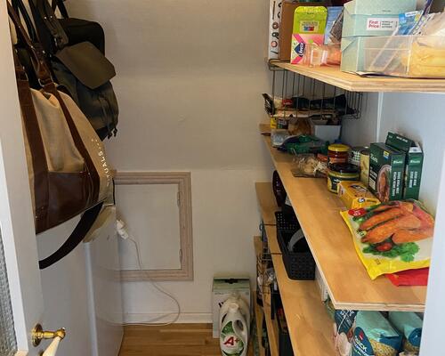 Velholdt centraltbeliggende lejlighed.