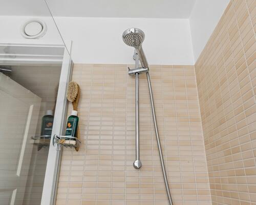 Skøn lejlighed udlejes umøbleret til expats