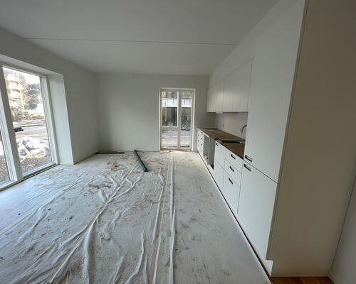 2-værelses lejlighed i stueetage!