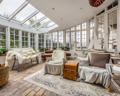 Flot villa med udsigt til fjorden i Veddelev | Roskilde