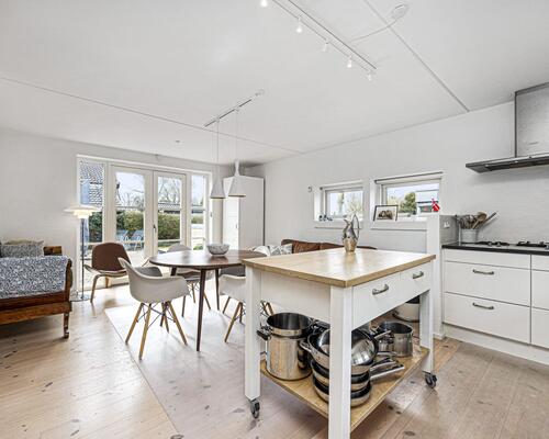 Flot villa med udsigt til fjorden i Veddelev | Roskilde