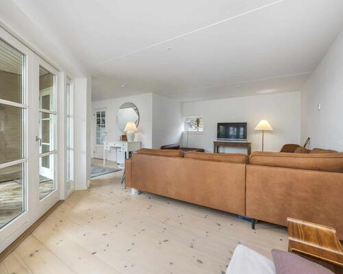 Flot villa med udsigt til fjorden i Veddelev | Roskilde