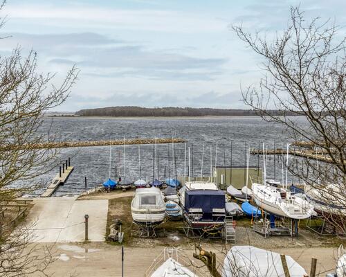 Flot villa med udsigt til fjorden i Veddelev | Roskilde