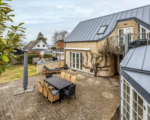 Flot villa med udsigt til fjorden i Veddelev | Roskilde