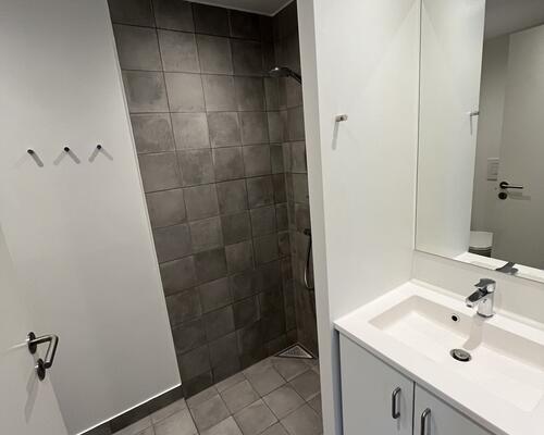 3-værelses lejlighed på 2. sal!