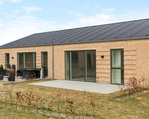 NYERE OPFØRTE BOLIGER I TØRRING!