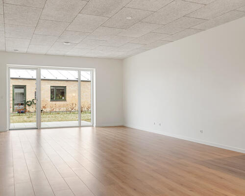 NYERE OPFØRTE BOLIGER I TØRRING!