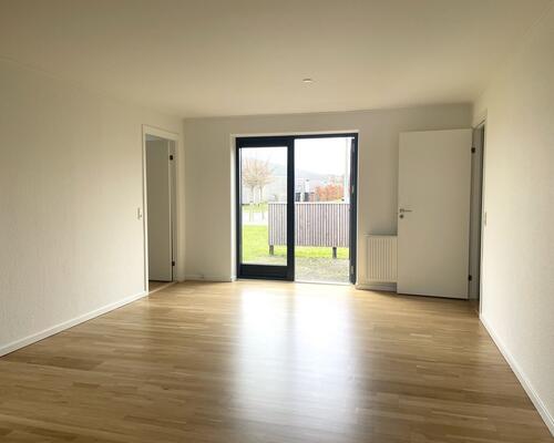 Stort rækkehus med have