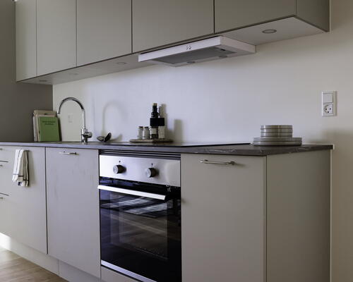 Charmerende 4-værelses duplex lejlighed med gavlplacering i Tingbjerg