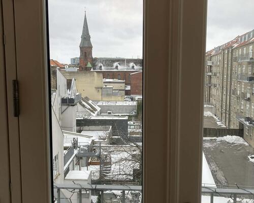 Herskabslejlighed ved gågaden