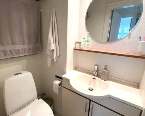 Flot herskabelig 3 værelses lejlighed på rolig vej – 73 Kvm