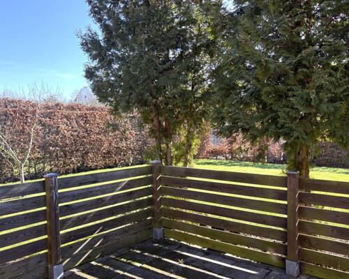 Ny renoveret 1-planshus i lukket vænge tæt på grønne områder – 87 Kvm